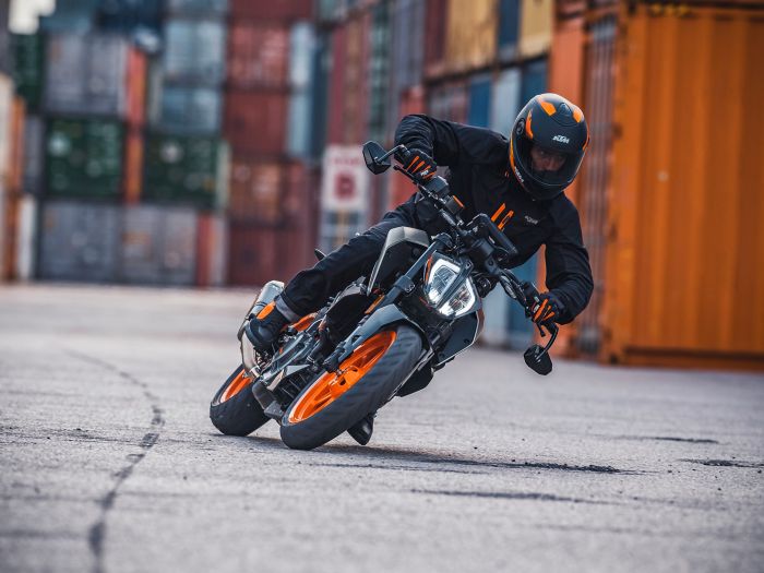 KTM Naked modely v akci